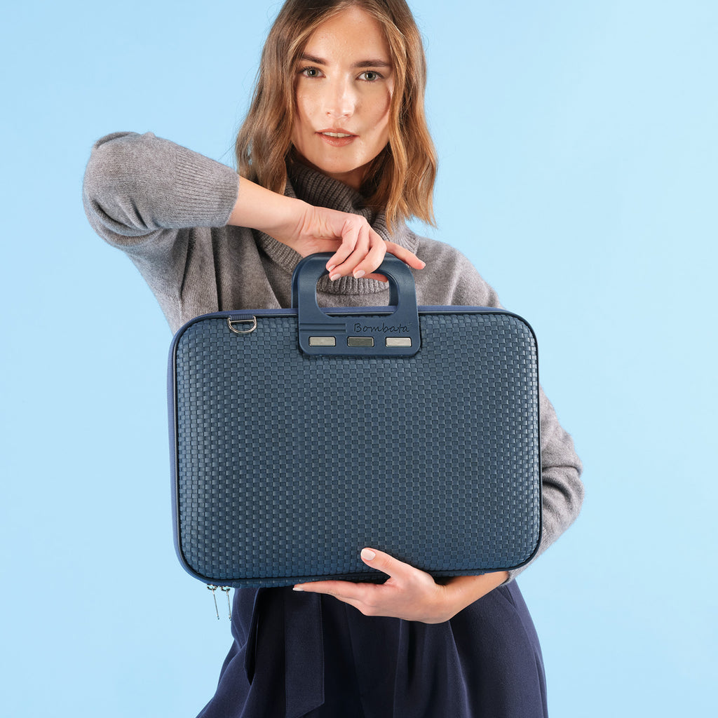 Bombata Trama detail vista