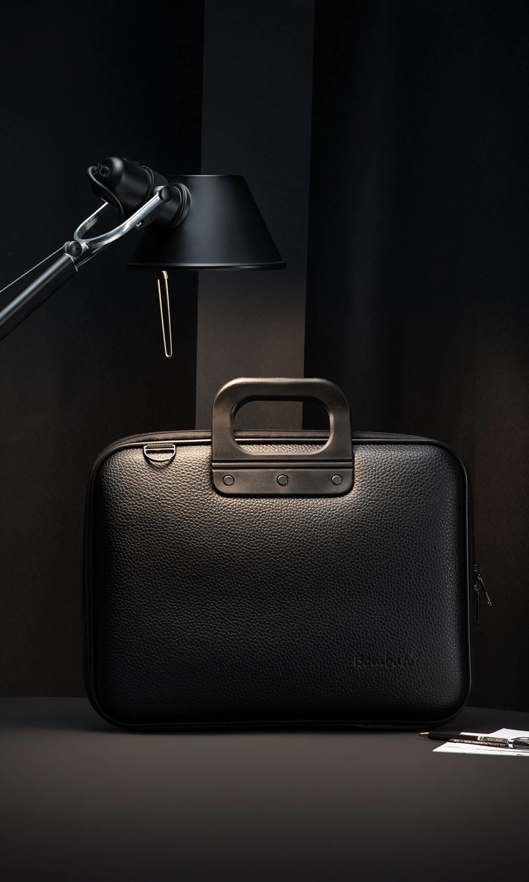 Bombata All Black, Taglia 17" Colore Nero - Size 17" Color Black