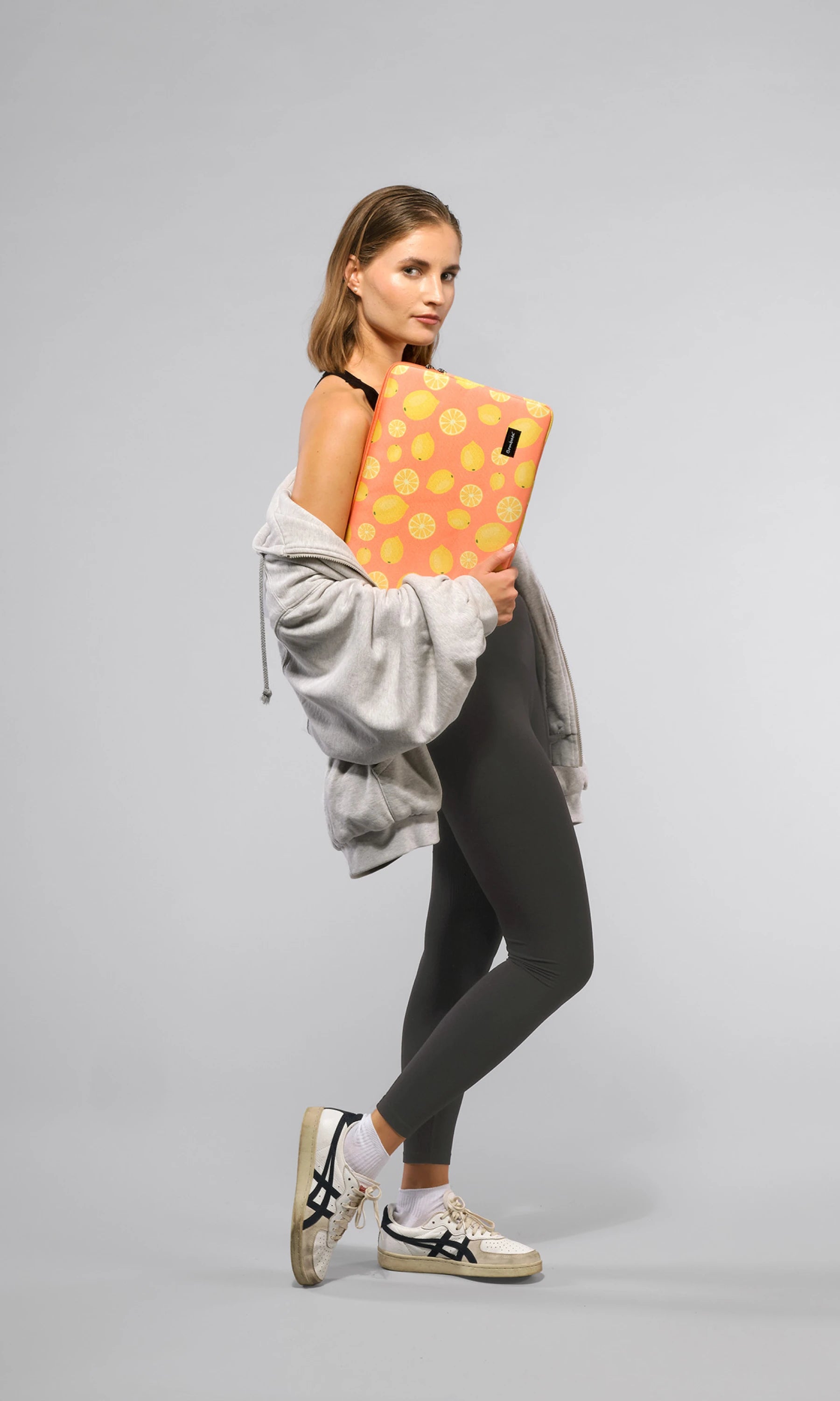 Bombata Fruits Sleeve, Taglia 15"-16" Colore Banana - Size 15"-16" Color Banana