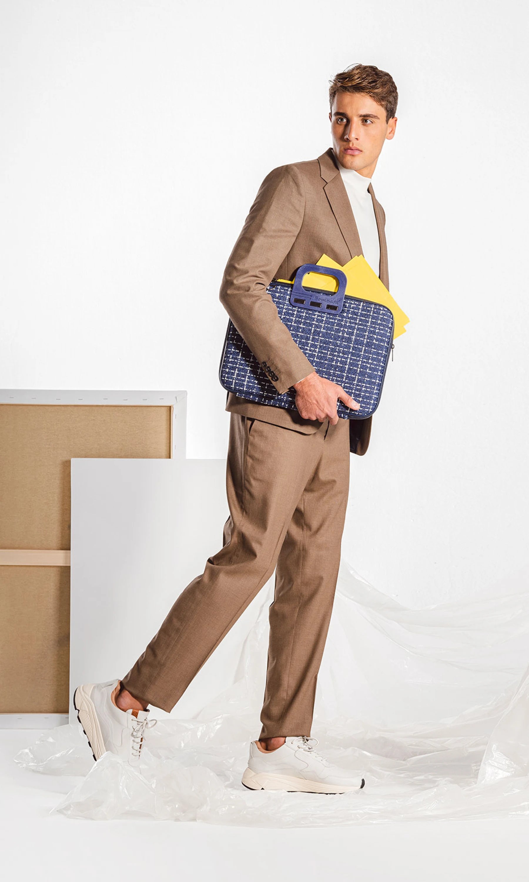 Bombata Tweed, Taglia 15"-16" Colore Nero - Size 15"-16" Color Black