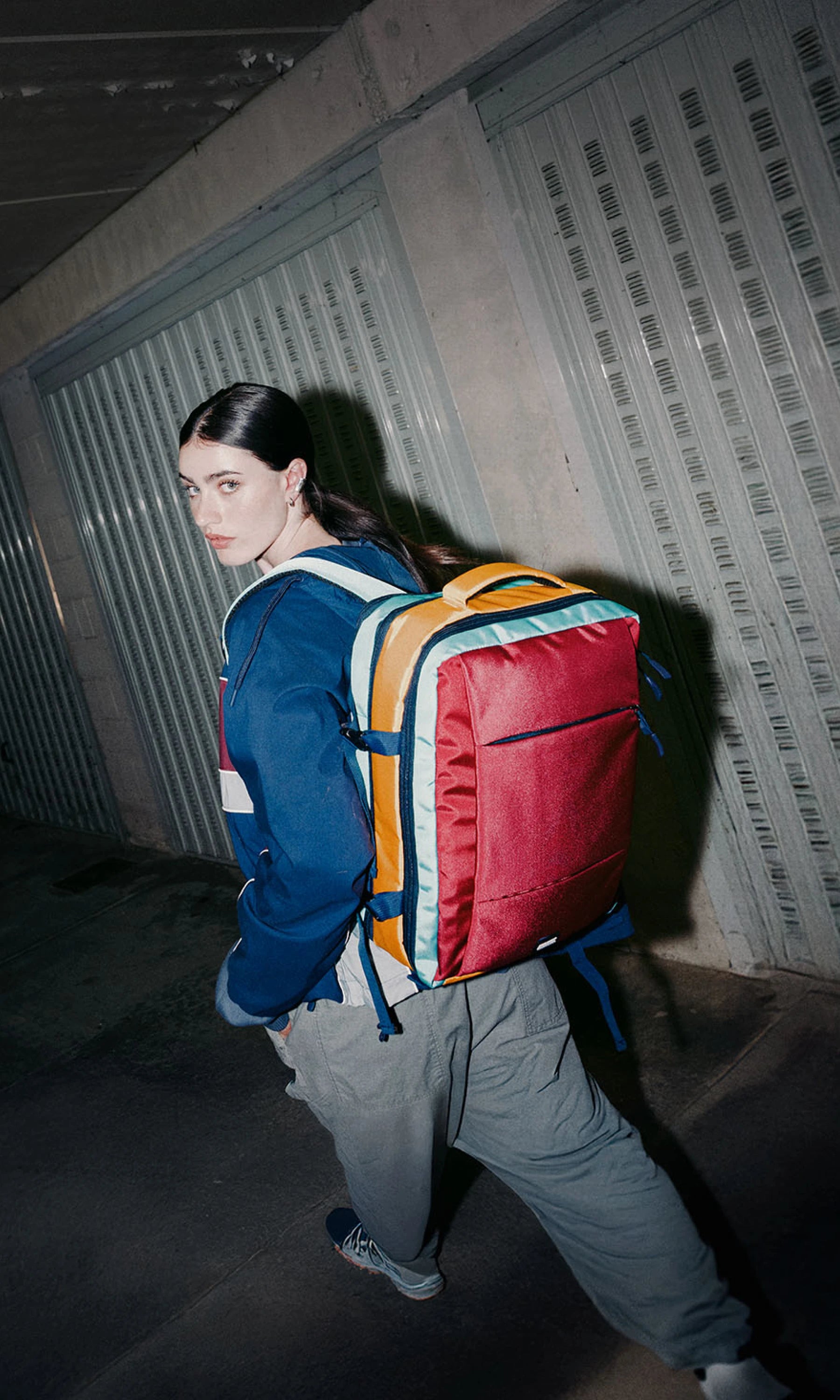 Hand Luggage Backpack Urbanite Caracas, Colore Tortora - Color Taupe