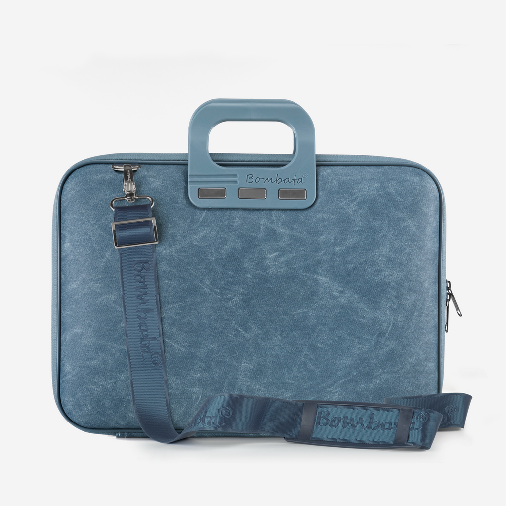 Bombata Denim vista tracolla