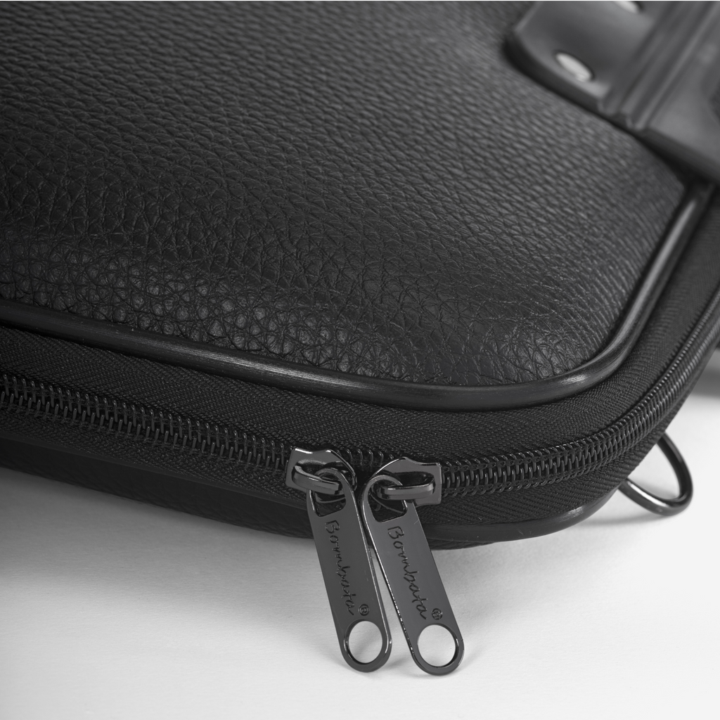 Bombata All Black vista borsa